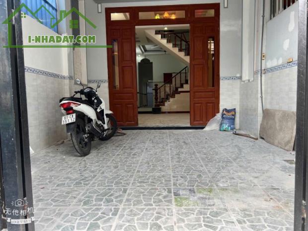 Bán nhà Trệt Lầu Đông Hòa,đường_Sân xe hơi,cách đường lớn chỉ 50m - 3