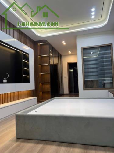 NGỌC TRÌ – THẠCH BÀN – 47M² – 6 TẦNG – GARA – THANG MÁY – 11,5 TỶ - 4