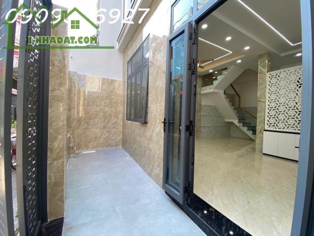 BÁN NHÀ 2 TẦNG MỚI XÂY NGAY TỈNH LỘ 10 – 45M² – LÔ GÓC 2 MẶT TIỀN HẺM XE HƠI – CHỈ 3.55 TỶ - 3