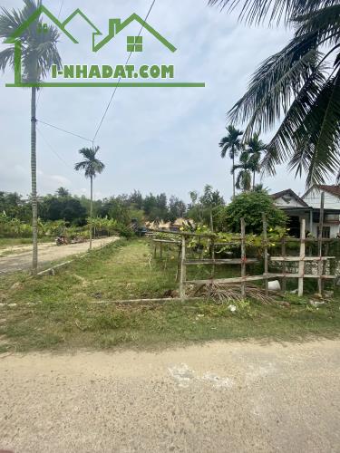 Bán 200m2 (8x25) View Hồ trục bê tông chính Hà Quảng Gia Điẹn Dương