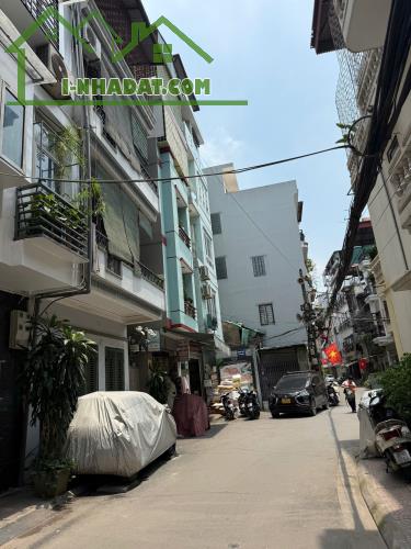 Giảm thêm 300 triệu-giá mới 5.8 tỷ-nhà mới 5 tầng 3 ngủ-Văn Miếu, Đống Đa
