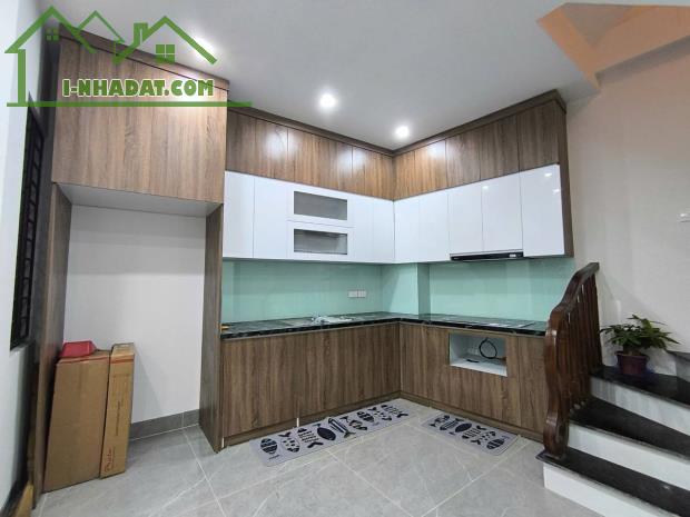 Bán Nhà 42m2 Tại Đàm Quang Trung Long Biên Mặt Tiền Rộng Vị Trí Kim Cương | 7,2 Tỷ - 2