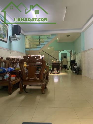Nhà Mới 3Tầng Cách mặt Tiền 15M Hẻm Thẳng Xe Hơi Sổ Vuông 83m2 Gía 6,5 Tỷ Thương Lượng - 4