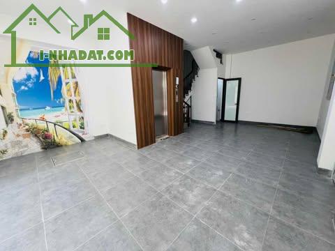 CHỈ VÀI BƯỚC RA PHỐ – NHÀ 7 TẦNG MẶT TIỀN KHỦNG – GIÁ LOANH QUANH 20 TỶ - 1