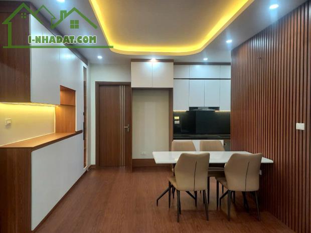E chính chủ căn 3PN 2WC full đồ 93m2, cần gặp khách thiện chí có gia lộc
