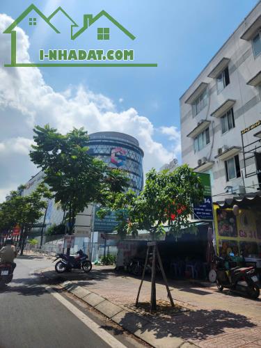BÁN NHÀ QUỐC LỘ 13 NGAY CHỢ BÌNH TRIỆU - 112M2 CHỈ 3 TỶ 7 - THU NHẬP GẦN 80TR/NĂM