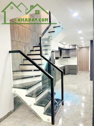 Bán nhà mới 1 lầu gần mặt tiền chợ Rạch Ông P.2 Quận 8 - 1