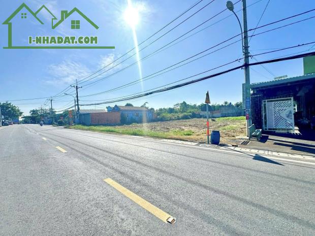 4 sổ (20x40=800m2) full sổ riêng thổ cư, MT QL13 vô. Giá 180tr/sổ, đối diện chợ vào 200m - 1