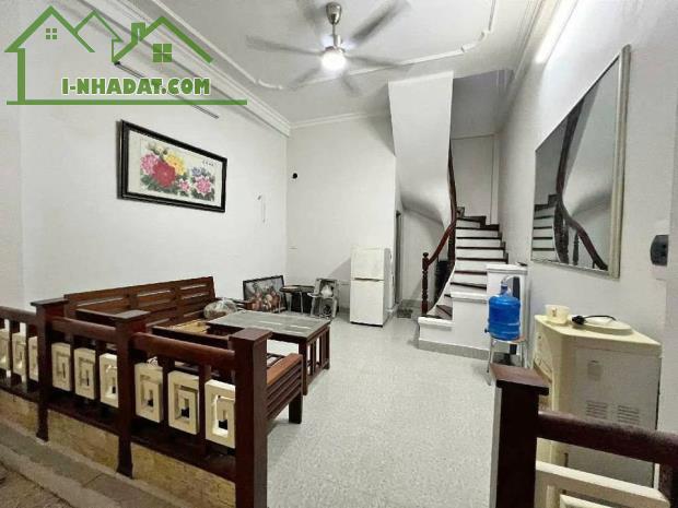 BÁN  NHÀ KIM MÃ THƯỢNG KHU VỰC PHÂN LÔ Ô TÔ ĐỖ CỔNG 26M2 6.1 TỶ - 2