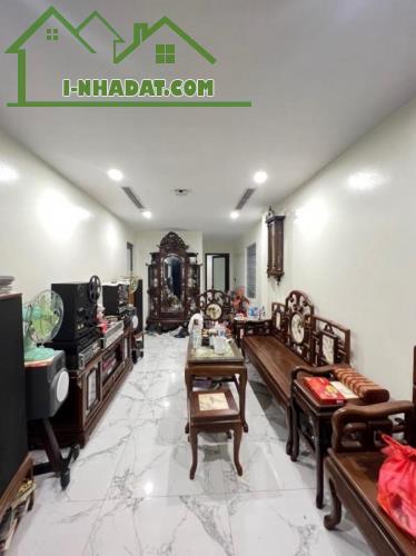 PHÂN LÔ Ô TÔ TRÁNH - VỈA HÈ RỘNG - KINH DOANH ĐỈNH - 45M² 4 TẦNG - PHỐ ĐỖ QUANG - CẦU GIẤY - 5