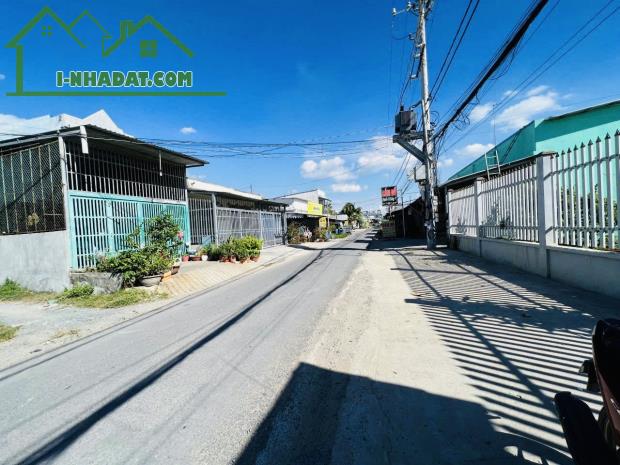 Giảm Mạnh 3 Tỷ Bán Gấp Đất 2 Mặt Tiền Kinh Doanh 320m2 Giá Tốt 4,5 Tỷ SHR Chính Chủ - 2