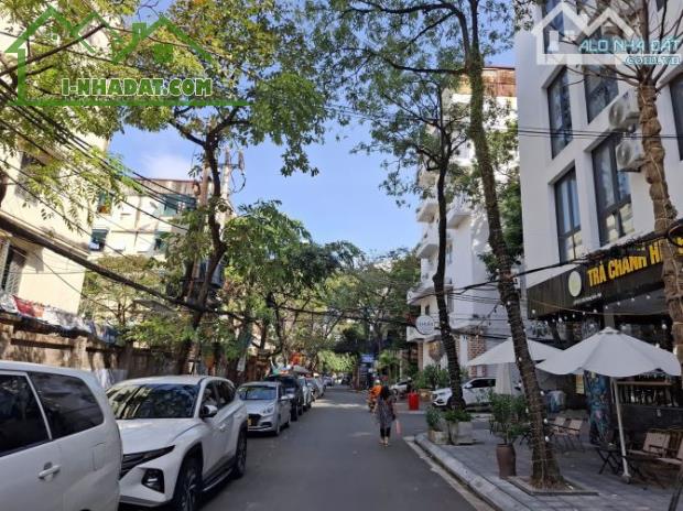Cực hiếm - Bán nhà  Đào Tấn, Ba Đình - Nhà phân lô - ngõ ô tô đỗ cửa - 63m x 5T, 17.3 tỷ