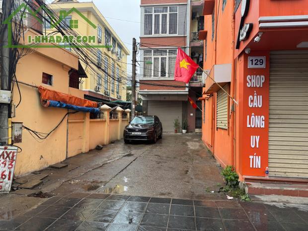Cần bán gấp, chính chủ giảm giá sâu siêu phẩm nhà mặt đường Hồ Tùng Mậu