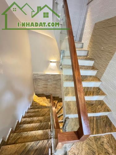 Cần bán gấp nhà Nguyễn văn Cừ , 52m , 5T , MT6m giá 11,8 tỷ có thương lượng - 4