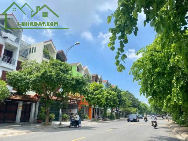 Bán biệt thự KĐT Việt Hưng mặt phố Bùi Thiện Ngộ gần phố Lưu Khánh Đàm 250m2 chỉ 59.9 tỷ. - 2
