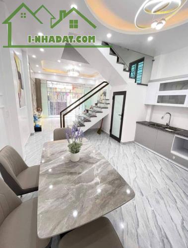 Bán nhà Trần Nguyên Hãn, Nghĩa Xá, Lê Chân, Hải Phòng. 3 tầng, 48m2, 2,85 tỷ. Ngang 3,7m, - 1