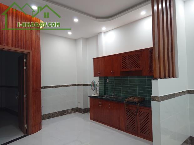 NGUYỄN HỒNG ĐÀO, TÂN BÌNH, HẺM AN NINH GẦN MT, DT:53M2 [ 5,7 ❌ 11 ] 3 TẦNG, NHỈNH 7 TỶ - 2