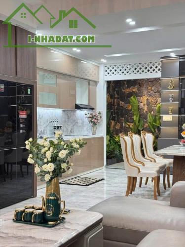 BÁN NHANH NHÀ PHỐ VĨNH PHÚC DT 45M, 4T, 7,2 TỶ. - 1