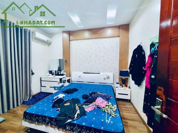 NHÀ ĐẸP HỒ ĐẮC DI - NGÕ ĐẸP - GẦN Ô TÔ DT 39m3 6 tầng MT 5.3m Giá 9.7 tỷ