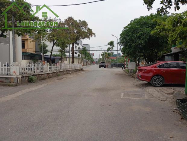 Bán đất phân lô ở Bát Khối Long Biên vỉa hè oto tránh nhau rộng 70m mặt tiền: 4.7m, 11 tỷ - 1