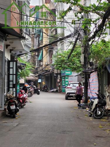 NỔI TIẾNG ! Quận Cầu giấy Đường Cầu Giấy 78m2 4 tầng 4.1m MT  ô tô đỗ cửa, 24.5 tỷ