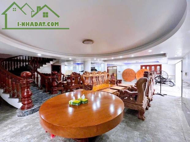 Bán Biệt Thự góc 2 mặt tiền gần Giáo Xứ Hòa Bình, Tân Hòa, Biên Hòa, 360m2, giá 14.9 tỷ - 3