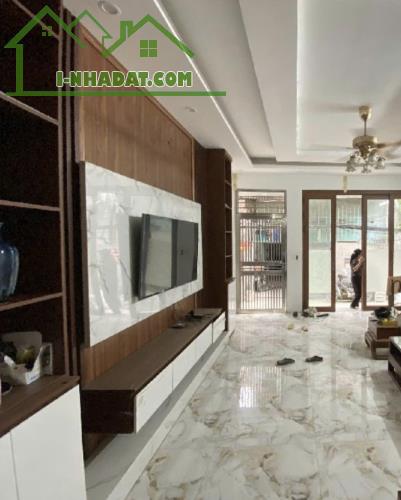 BÁN NHÀ XUÂN ĐỈNH – 70M2 – Ô TÔ VÀO NHÀ – VÀI BƯỚC RA PHẠM VĂN ĐỒNG