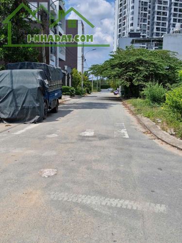 BÁN NHÀ QUẬN 9,NHÀ 2TẦNG THIẾT KẾ KIỂU VILA DT203M,NGAY ĐƯỜNG GÒ CÁT,HẺM XE HƠI 10M - 4