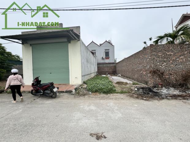 Bìa làng Hương Trầm  Thuỵ Lâm Đông Anh ô tô tải tránh DT 150 M GIÁ 12,85 TỶ - 3