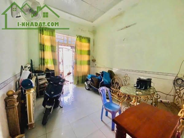 Bán đất tặng nhà 3PN đường ô tô tới nhà; đã test QH; gần ngã tư ga Q12 - 1