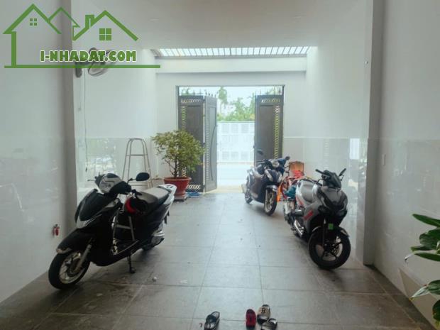 Bán nhà mặt tiền vừa ở vừa buôn bán nhỏ Thạnh Lộc 31 Quận 12 - 3