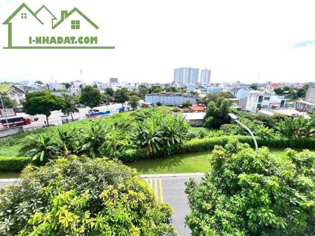 [SIÊU VIP] Mặt Tiền Kinh Doanh Đỉnh Nhất Vạn Phúc, Góc 2 MT, Thang Máy, Điện Mặt Trời - - 2