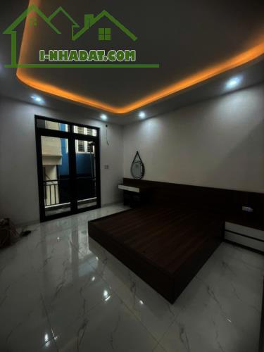 BÁN NHÀ PHỐ ĐÀM QUANG TRUNG –O TÔ VÀO– 10M Ô TÔ TRÁNH–36M- 6,4  TỶ - 2