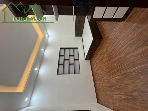NHÀ ĐẸP 50M2 DÂN XÂY LÔ GÓC 3 MẶT THOÁNG- RẺ QUÁ, VẠN PHÚC 7.95tỷ. - 2