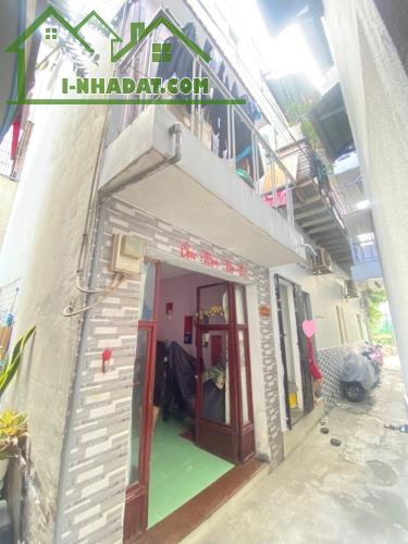 Bán nhà Lũy Bán Bích, Tân Phú, sát Đầm Sen, 2 tầng, chỉ hơn 1 tỷ