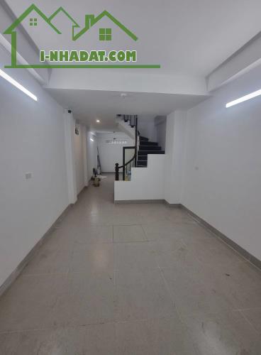 CCMN - 5 TẦNG XÂY MỚI - HỘ KHẨU HAI BÀ - 8 PHÒNG KHÉP KIN - 4