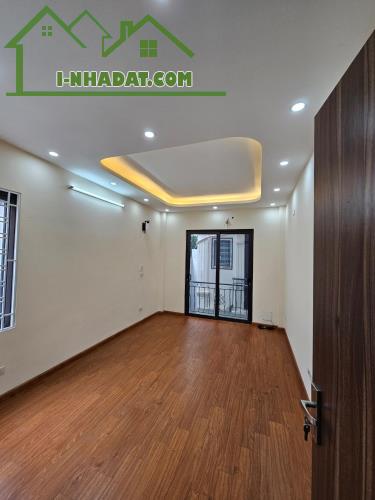 Bán nhà Ngọc Lâm Long Biên 41m² – Ô tô tránh 15m – Ngõ thông Nguyễn Văn Cừ – 6.5 tỷ - 4
