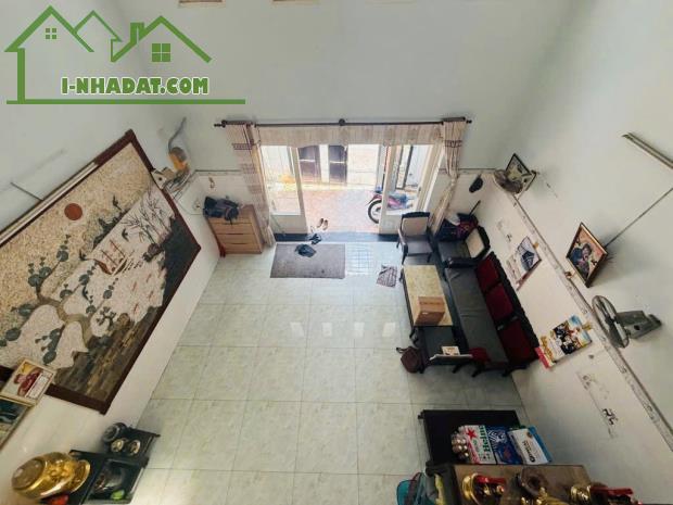 NGAY ETOWN P.13 Q.TÂN BÌNH-4 TẦNG-5.5Mx16M-SÁT MẶT TIỀN CỘNG HÒA - 3