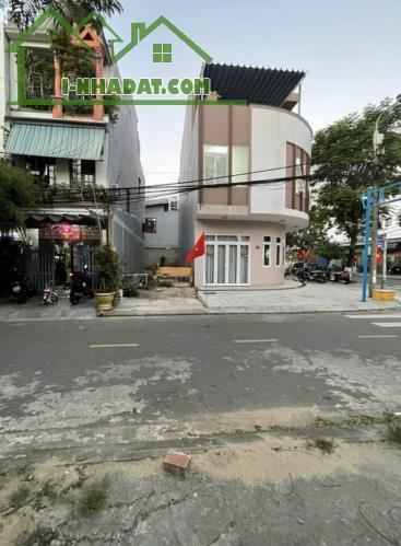 Lô đất đẹp đường Hoa Lư , sổ vuông vức, diện tích : 72m , giá : 4tỷ450 thương lượng