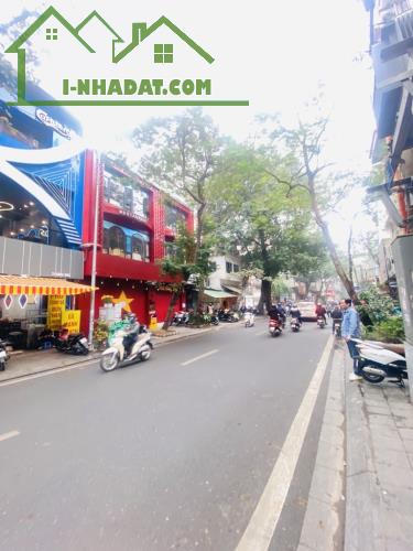 Bán nhà mặt phố Hàng Bún, Ba Đình 200m2, 3 tầng, mặt tiền 12m giá 150 tỷ có TL