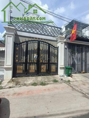 Nhà 1 lầu 1 trệt nhánh hẽm 269 Phú Hòa, Thủ Dầu Một, Bình Dương - 2