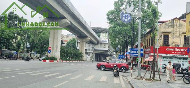 🏆BÁN NHÀ PHỐ QUANG TRUNG, LEXUS TRÁNH NHAU VÀO NHÀ, VỈA HÈ RỘNG, HÀ ĐÔNG, 75M HƠN 15 TỶ🍀