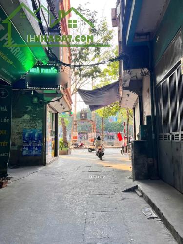 BÁN NHÀ : VŨ TÔNG PHAN -THANH XUÂN.                +DT:59M2 X 5T X 5.7M.MT.