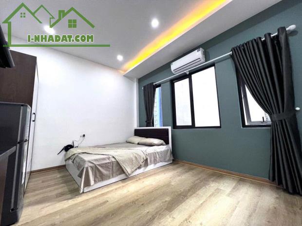 TÒA CCMN MẶT NGÕ PHÁO ĐÀI LÁNG 9 PHÒNG KHÉP KÍN, DOANH THU 50TR/THÁNG GIÁ 12 TỶ - 1