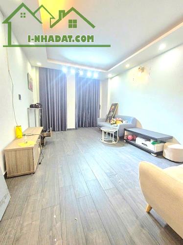 NHỈNH 6 TỶ NHÀ HẺM XE HƠI TÂN BÌNH - LÝ THƯỜNG KIỆT - DT 4*11M - ĐÚC MỚI 2 LẦU HIỆN ĐẠI - 4