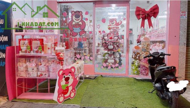 CẦN SANG GẤP SHOP PHỤ KIỆN QUÀ TẶNG  Bao gồm tất cả hàng hóa cửa hàng - 1