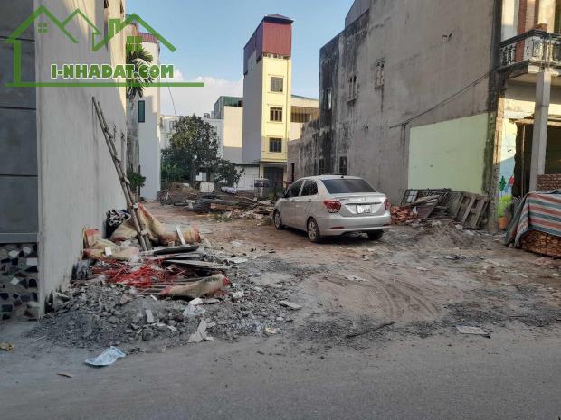 ĐẤT ĐỒNG MAI ĐƯỜNG THÔNG ÔTÔ ĐỖ CỬA VÀO NHÀ 60M NHỈNH 4TỶ