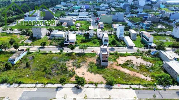 Chính chủ giảm giá nền đất 105m2 khu dân cư Tân Đô - Full thổ cư SHR - 1
