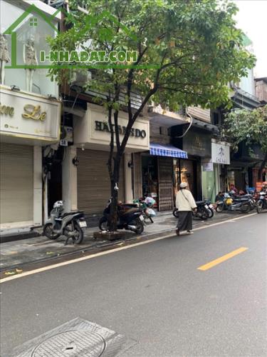 Bán nhà phố cổ Hà Nội - Mặt phố Hàng Nón - Diện tích 50m2 - Giá 40 tỷ - 1