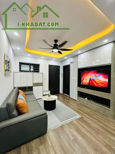 Chính chủ bán căn hộ 3PN2WC Linh Đàm giá 3 ti 990tr - 1